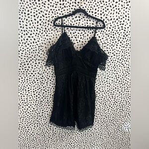 House of Harlow 1960 Black Lace Detail Dress